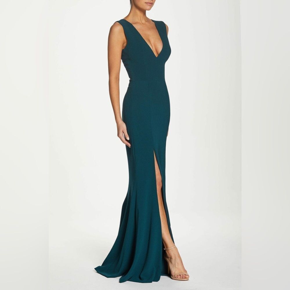 Dress The Population Sandra Gown in Pine - Picture 11 of 11